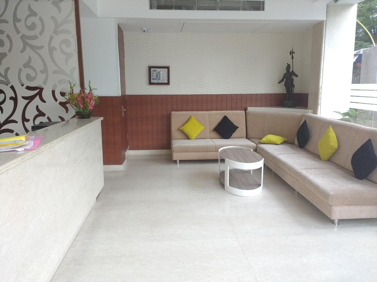 Aura Hotel